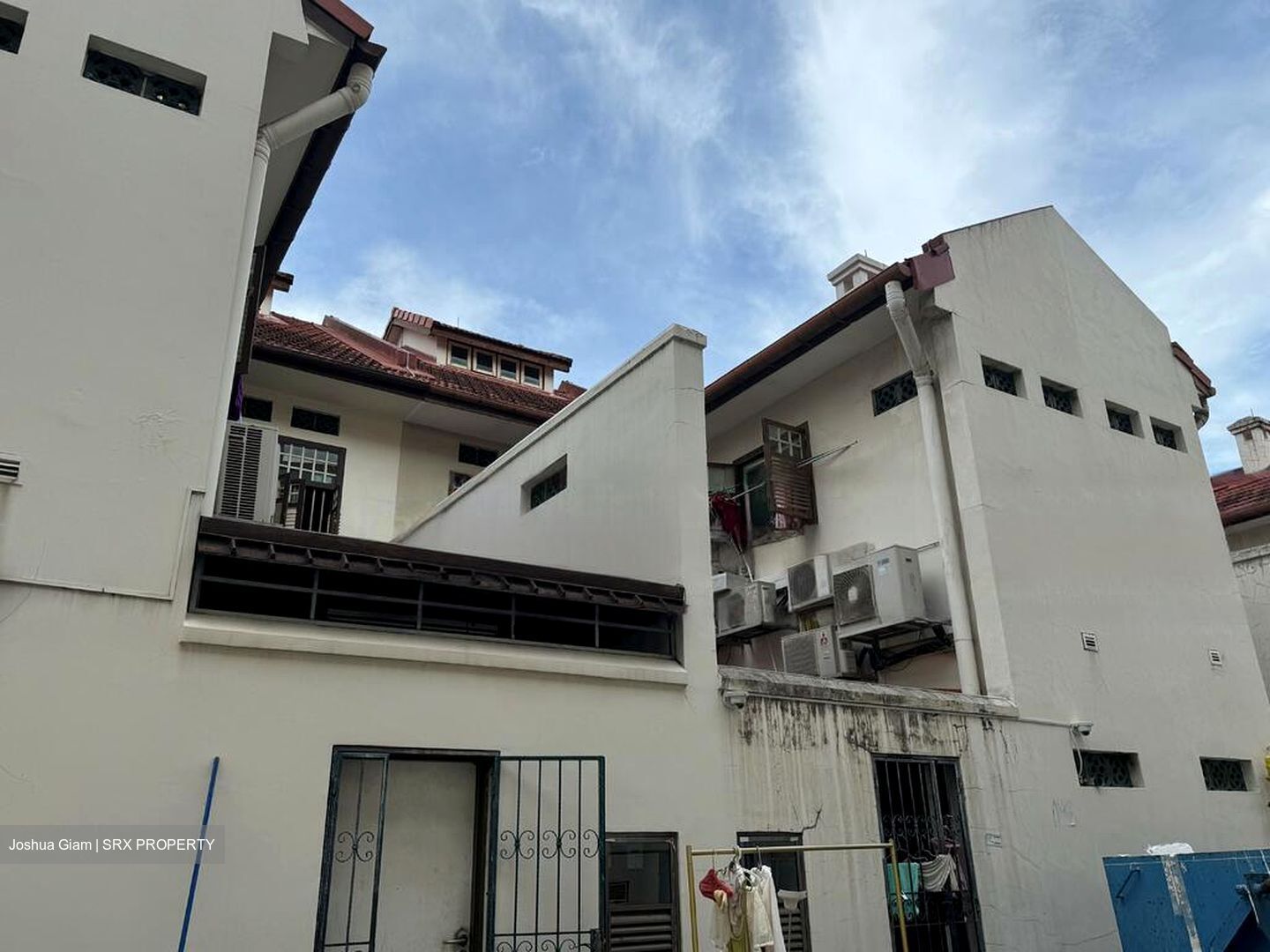 Jalan Besar Stadium (D8), Shop House #460762751
